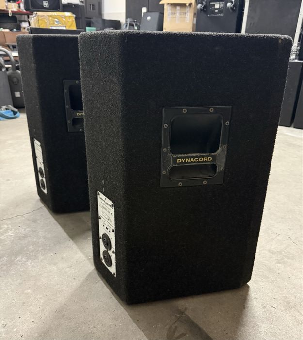 Vând cutii boxe Dynacord F150