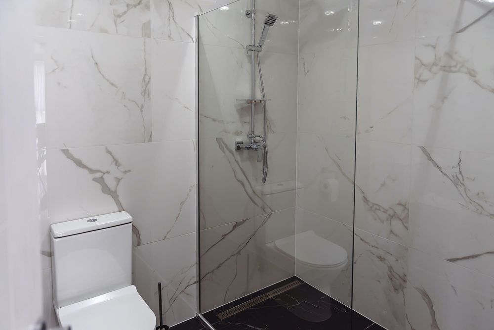 De închiriat în regim Hotelier - Apartament nr. 3 BLACK & WHITE