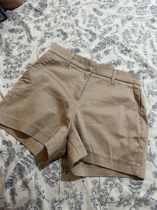 Одежда шорты и так далее