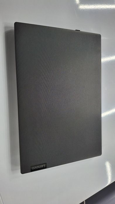 Notebook lenova v15-igl