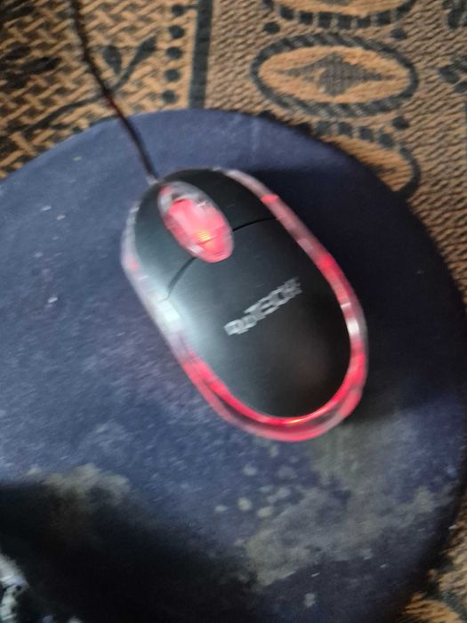 Vand Mouse La Cel Mai Bun Pret De Pe Piata.