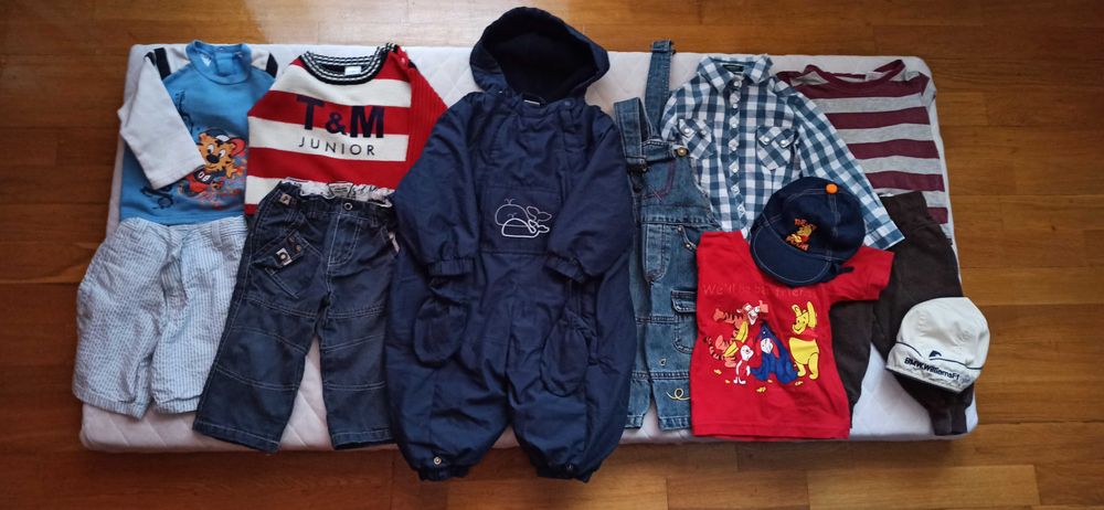 Космонавтче и лот детски дрешки 12 - 18 месеца