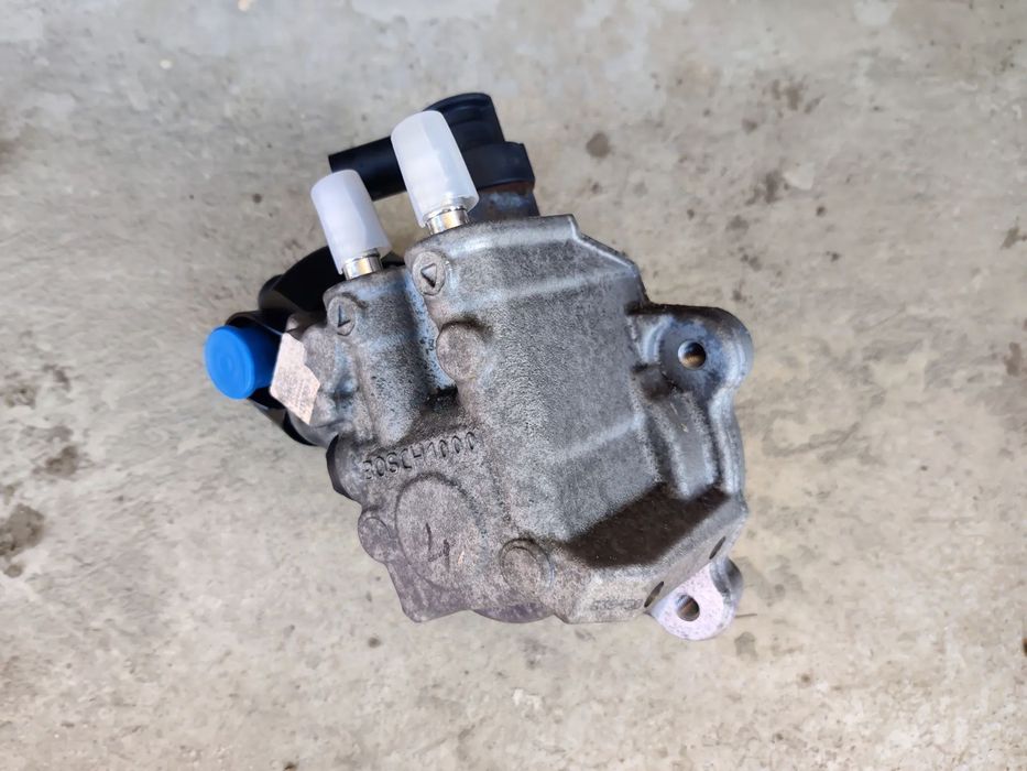 Kit injectie Pompa Rampa Injectoare Seat Exeo Audi A4 A5 A6 Q5 VW Passat CC B7 Tiguan motor 2.0 CAG CAH CBA 03L130277