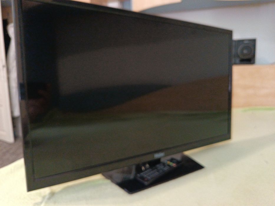 Televizor led 81 cm defect