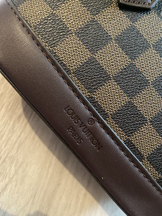 Geantă Louis Vuitton