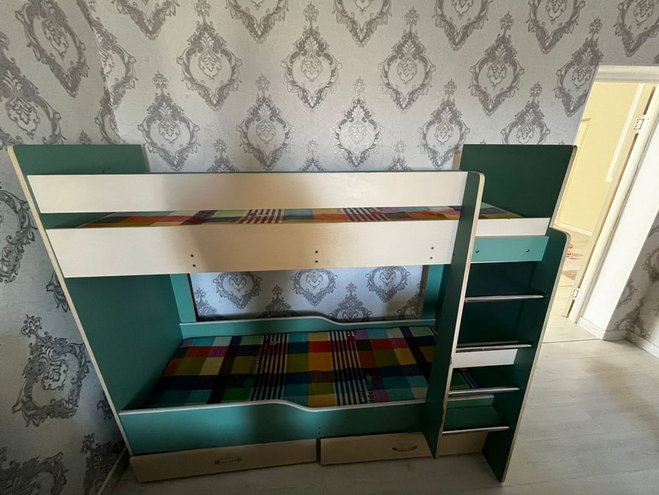 диван двухэтажный