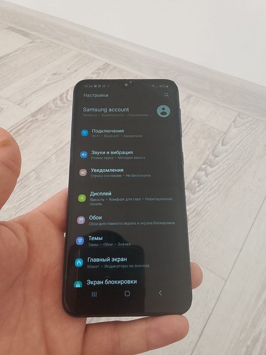 Samsung A10 телефон идеальный состояние