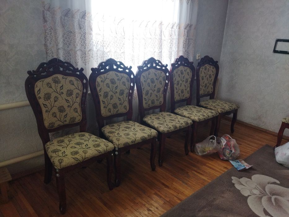 Продам стулья 6 шт