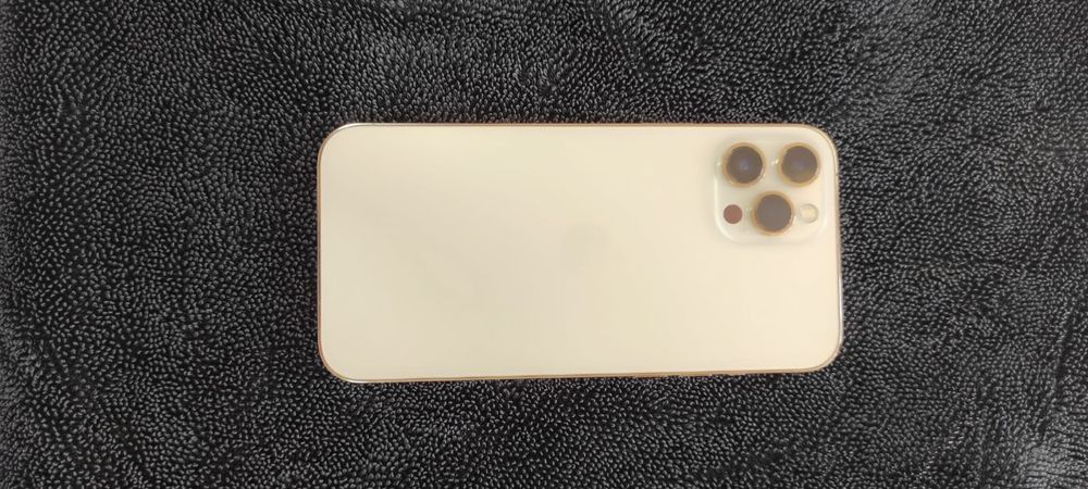 Срочно продам iPhone 12 pro max