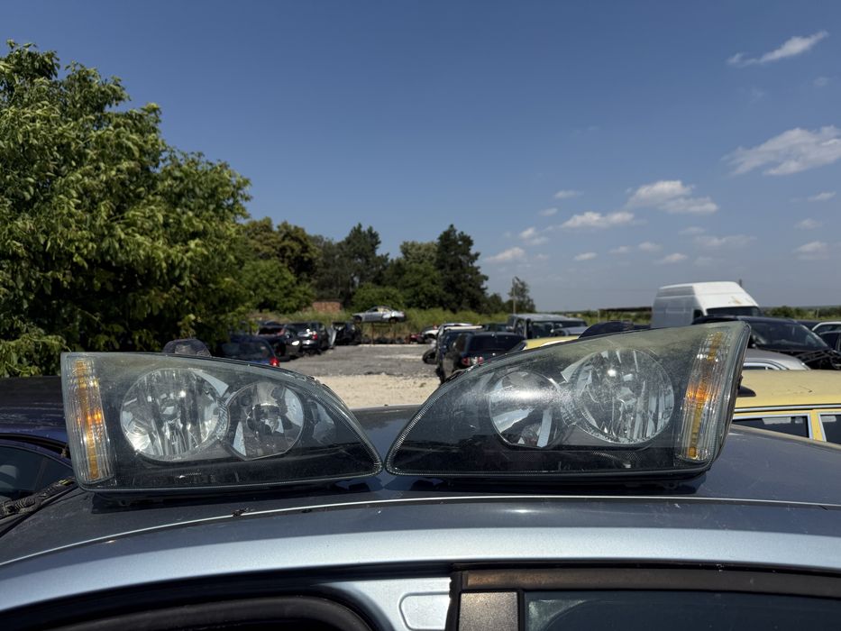 Фарове Ford Focus Mk2 (2004–2008)