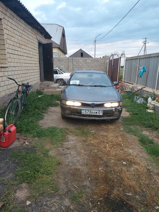 Авто митсубиси галант