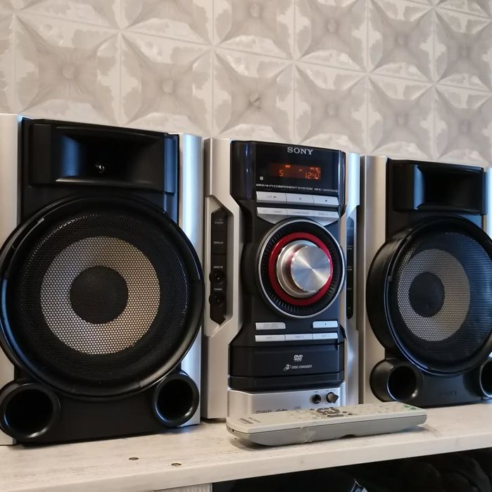 Музыкальный центр  SONY