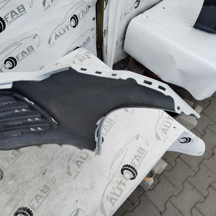 Bara fata Volkswagen Golf 8 an 2019-2020-2021-2022-2023