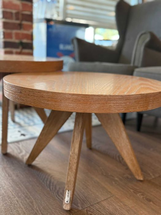 Комплект кръгли масички за кафе