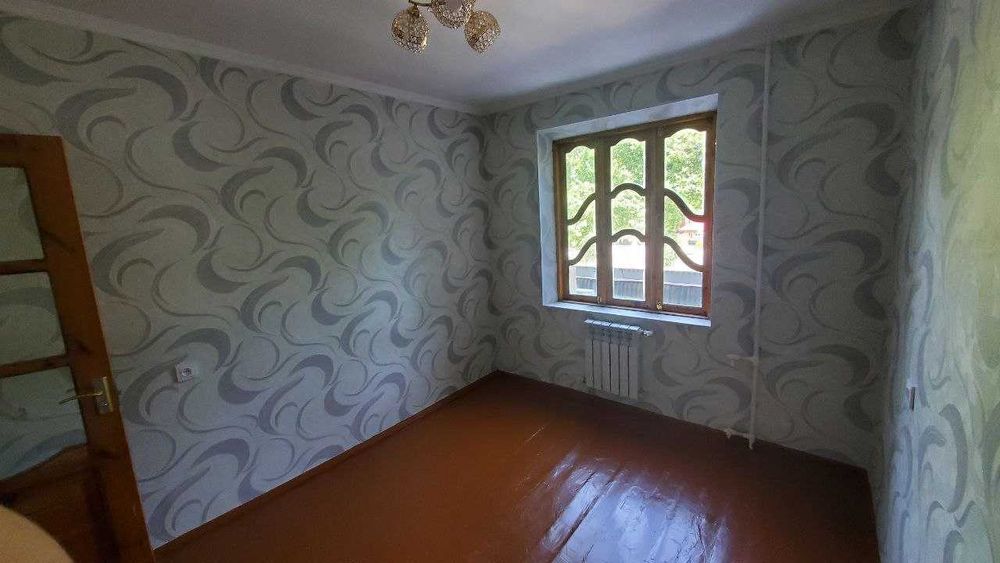 Срочно продаётся 4-комнатная квартира