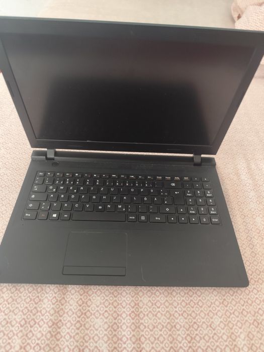 Laptop Lenovo 15.6 Full HD / 8GB RAM / SSD 128GB / Windows 10 – 450 Le