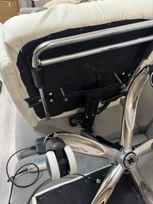 Нужен мастер по сборке кресла (Астана) Нужно собрать офисное кресло