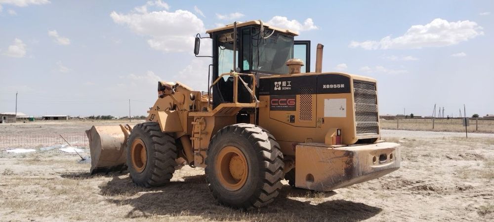 Pogruzchik 3 kub , XG955H