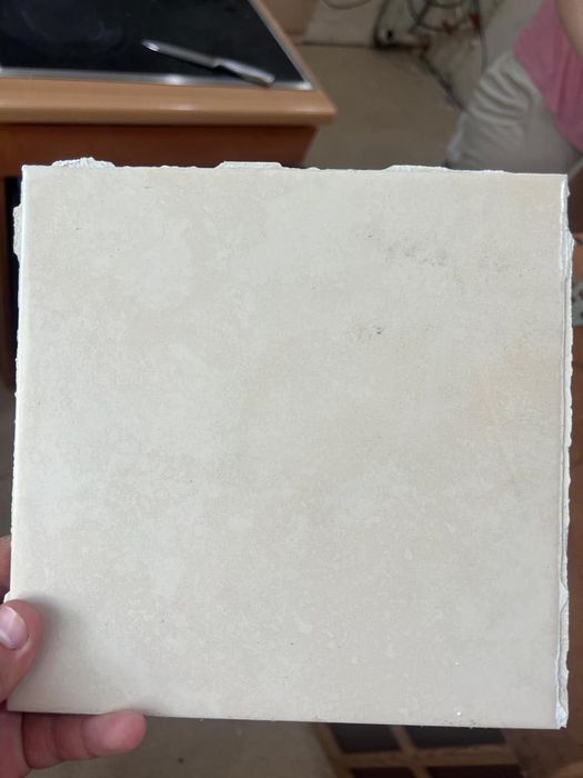 Продам плитку б/у