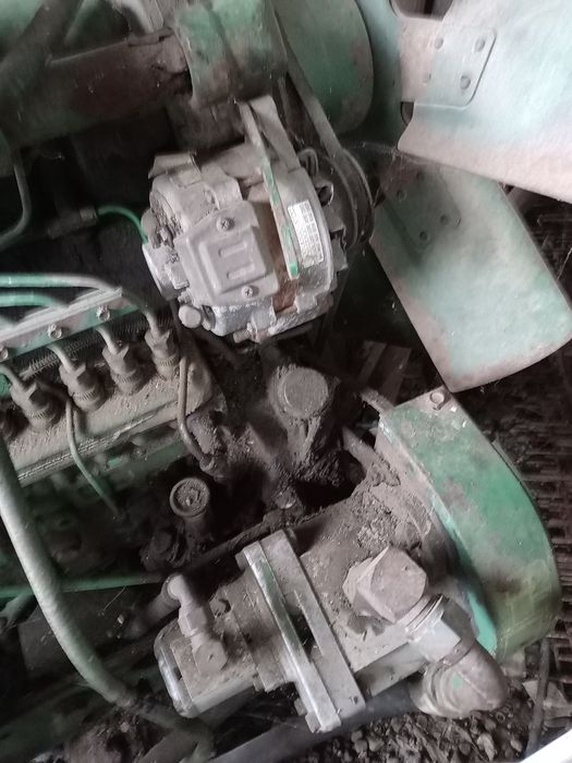 Motoare tractoare și alte piese