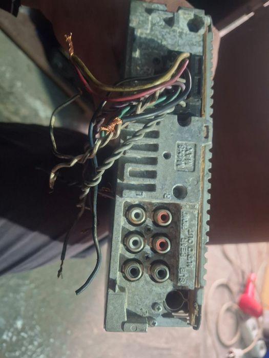 Продам автомагнитолу SONY оригинал