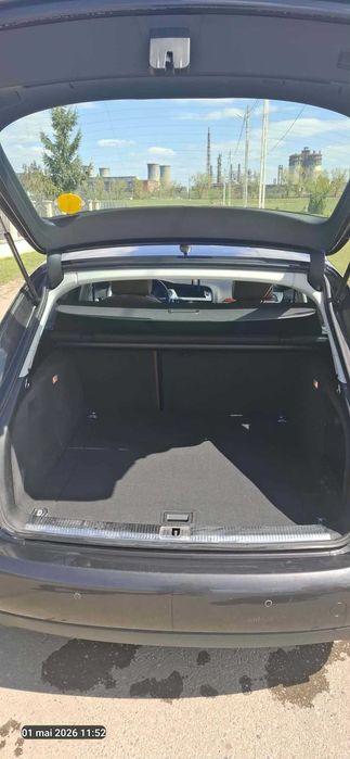 Masina Audi A4 an 2010