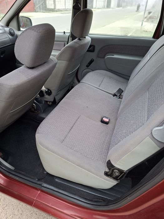 Se vinde dacia mcv 1.5 85cp