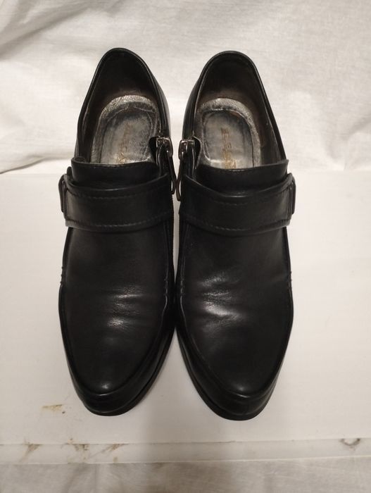 Кожаные женские туфли 37-38 размер