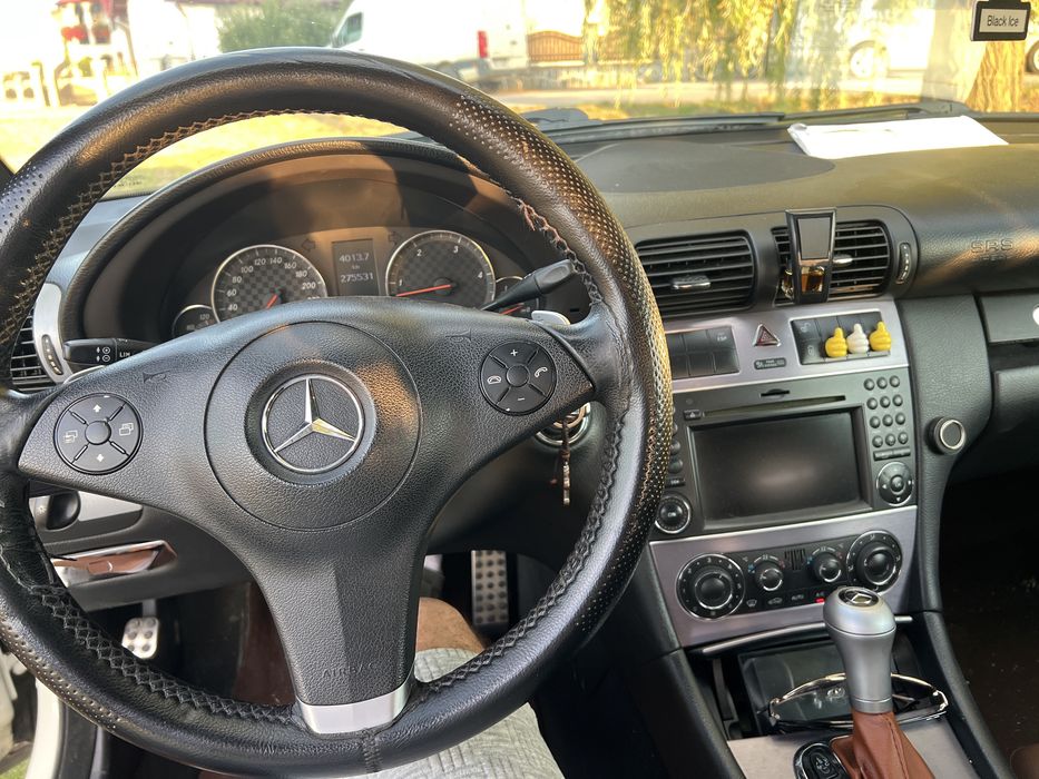MERCEDES-BENZ CLK-Class 2010 — imagine 4