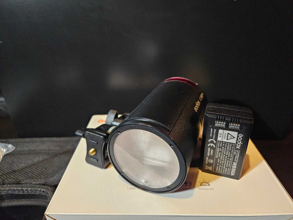 Bliț / Flash Godox AD100 Pro Blitz