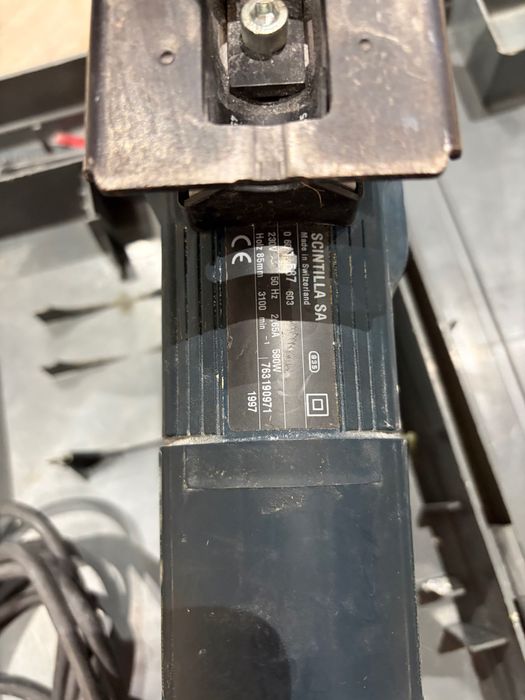 Циркуляр Bosch GST85 PBE