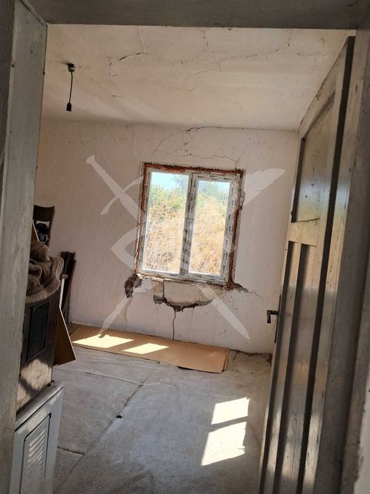 Продава се Къща в Карнобат - 80 кв.м за 250 €/кв.м - Снимка #5