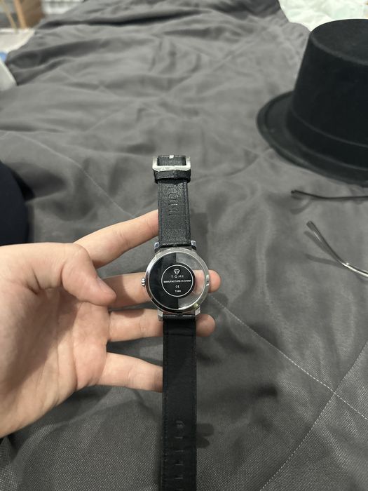 Наручные часы Tomi