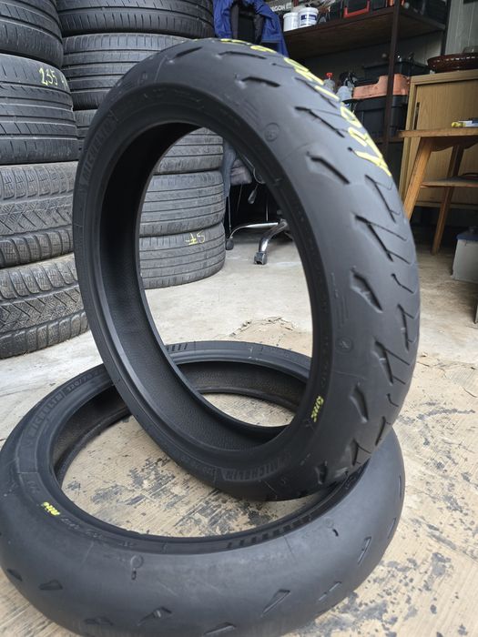 Anvelopa Moto Michelin 120/70 ZR17  DOT 3722. Stare Impecabilă.