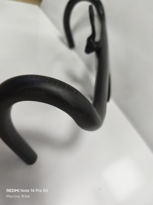 Интегрирано карбоново шосейно кормило Bontrager Aeolus RSL VRC| 110x42