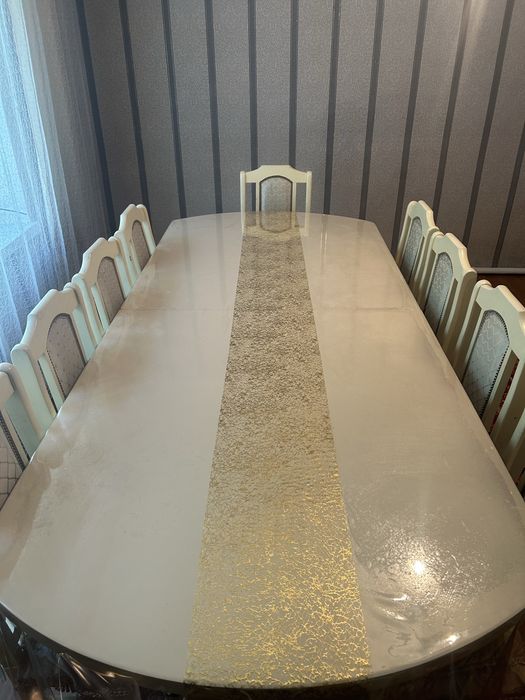 Стол,орындық сатылады!