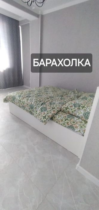 Сдам 1 комнатную посуточно.