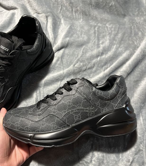 Adidasi Gucci Rhyton