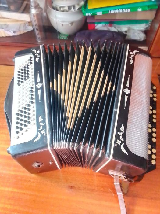 Баян .гитара Советского производства