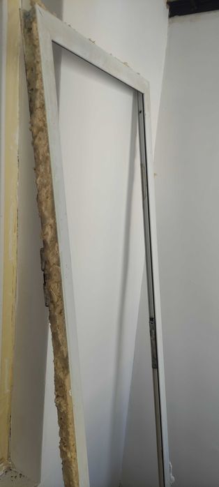 Алуминиева врата за баня