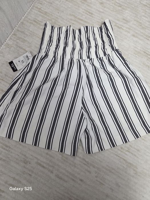 Lot pantaloni scurți  si salopeta pantaloni scurti