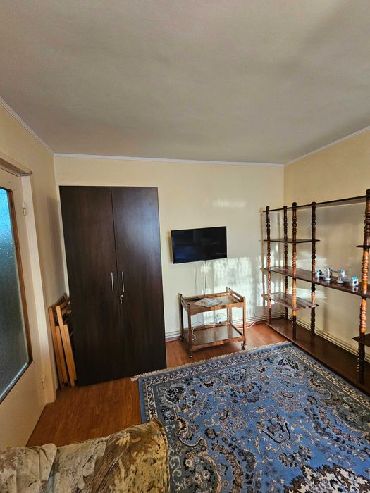 Ap. cu 3 camere de inchiriat cartier Astra