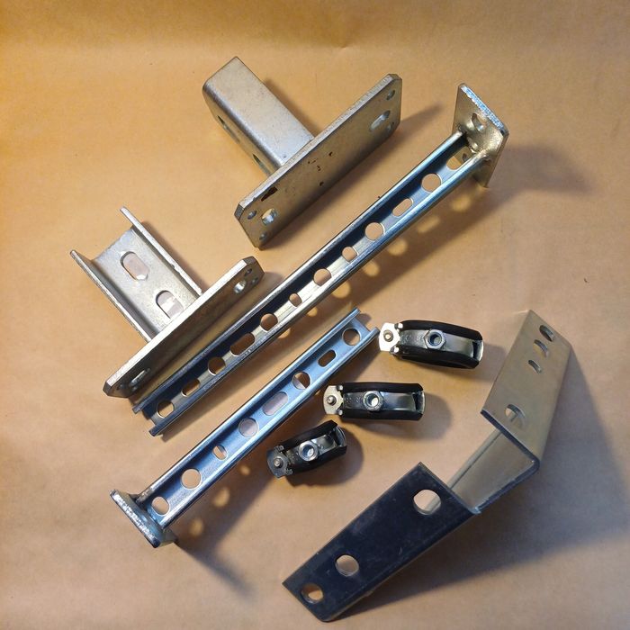 Крепления, кронштейны для труб, кабеля, кондиционера