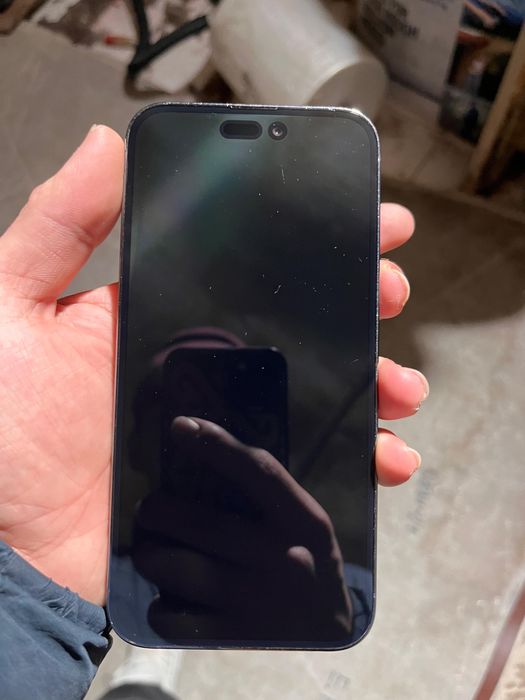 Телефон iPhone 14 Pro