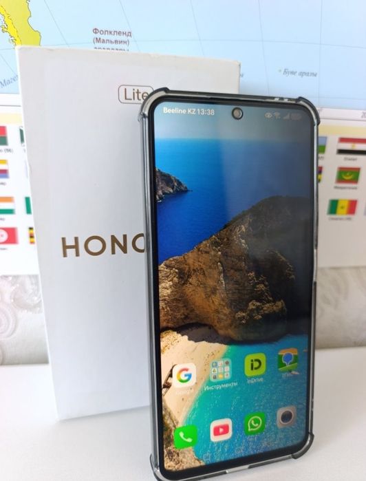 Продам телефон (HONOR 90)