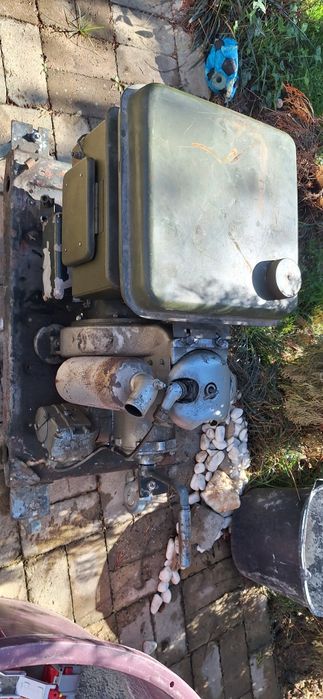 Generator electric AB4 - model vechi