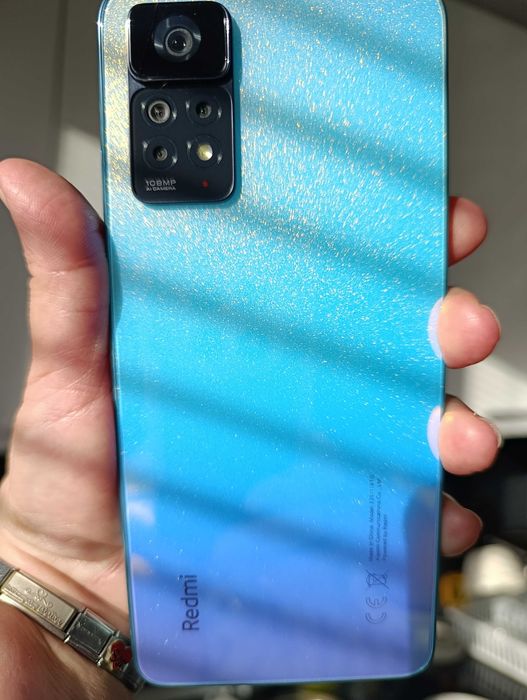 Продавам Xiaomi redmi note11 pro