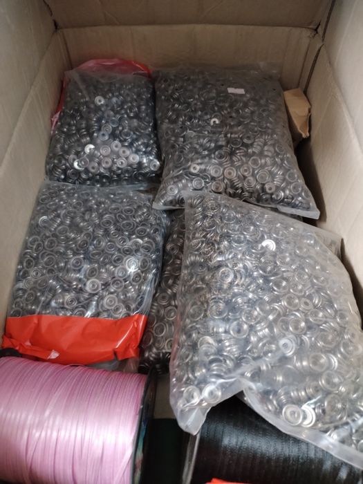 Ластици Конци Ципове Въжета Плат