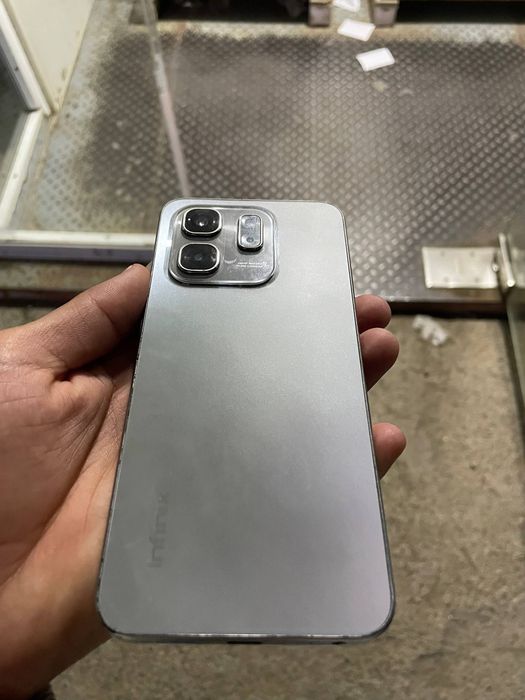 Infinix hot 50 i 6+6/128 gb Samsung a32 4/64 gb