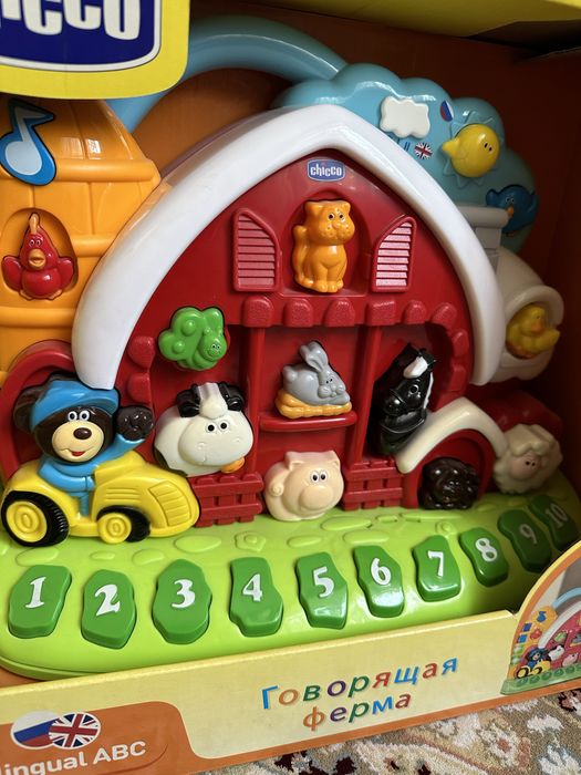 Игрушка говорящая ферма chicco новая